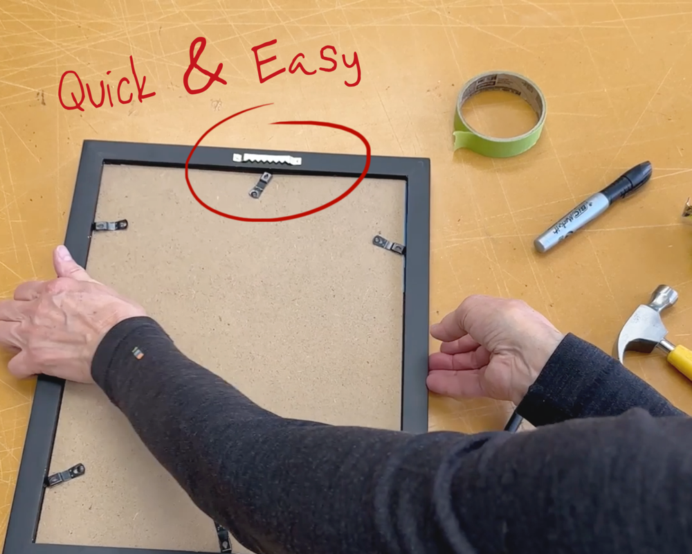 Install a sawtooth hanger on your picture - quickly and easily